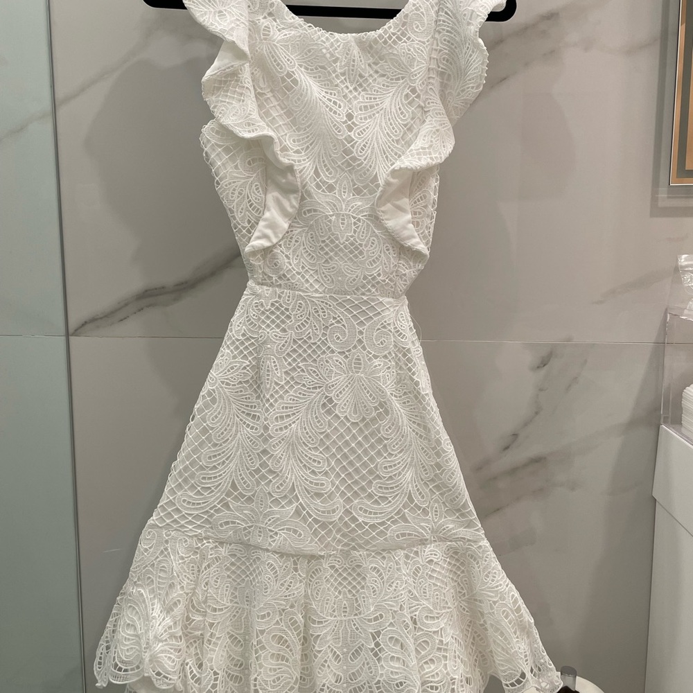 Elegant White Lace Dress